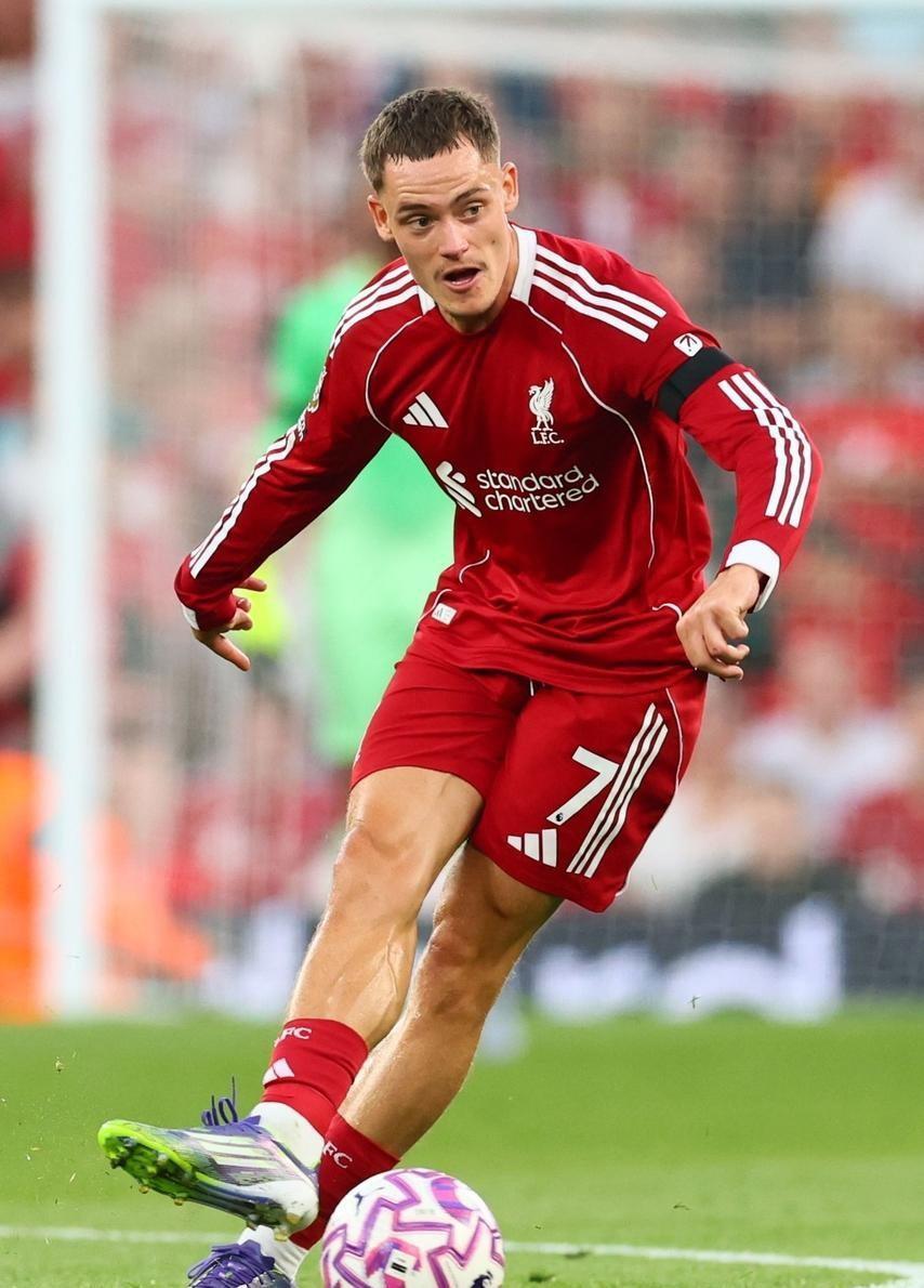 利物浦训练开放日，赛后豪取连胜引欢呼，社区盾在即，高层口径保持一致的简单介绍